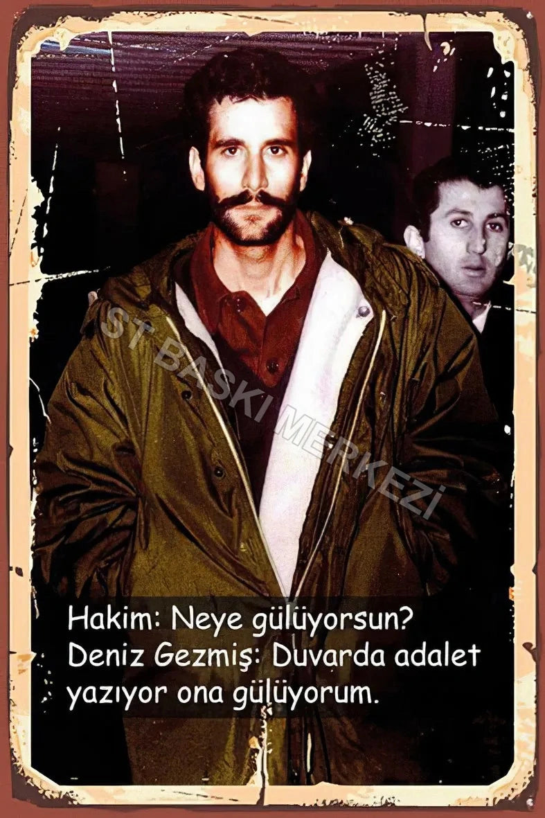 Deniz Gezmiş Retro Poster No:177
