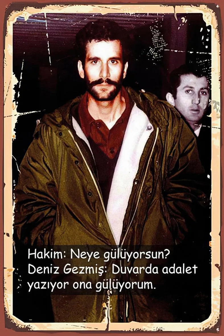 Deniz Gezmiş Retro Poster No:177